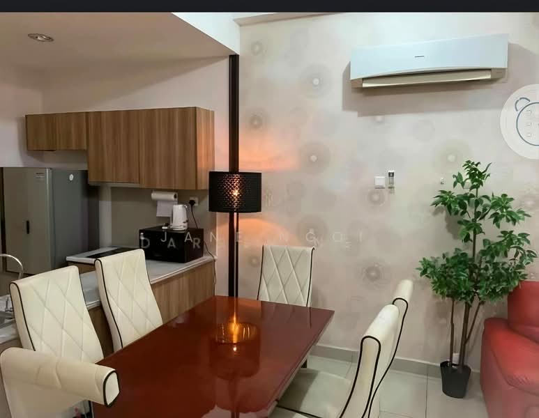 Servis Apartment untuk Disewa di Palazio - Jane Ngoi - Dining Room - PropertyGuru.com.my