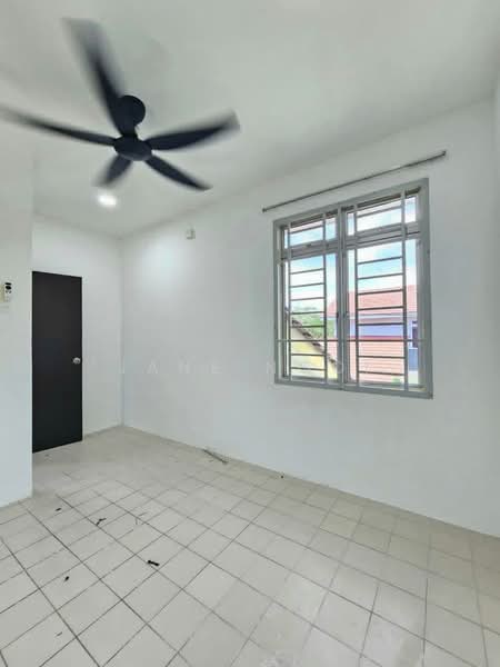 Rumah Teres 2 Tingkat untuk Dijual di Taman Setia Indah (Tebrau) - Jane Ngoi - Interior - PropertyGuru.com.my