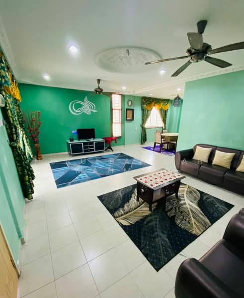 Rumah Teres 2-Tingkat untuk Dijual di Kluang (Johor) - Nurulbahtiah Mahmud - Living Room - PropertyGuru.com.my