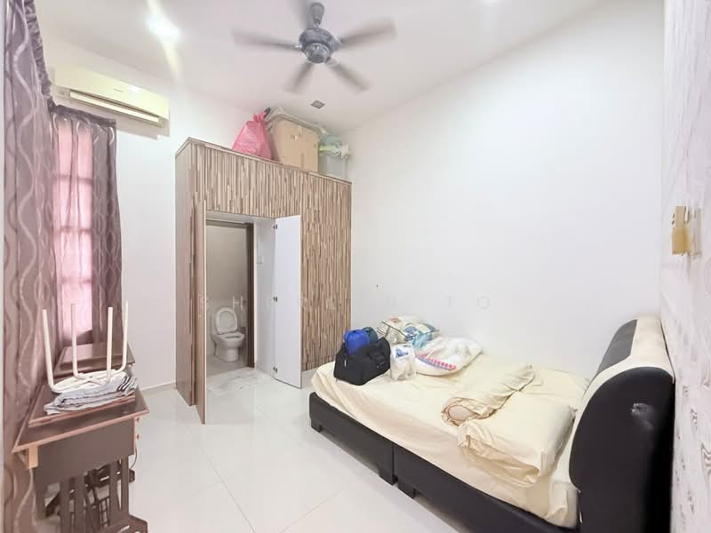 Bungalow House for Sale in Iskandar Puteri (Nusajaya) (Johor) - Sherlin To - Bedroom - PropertyGuru.com.my