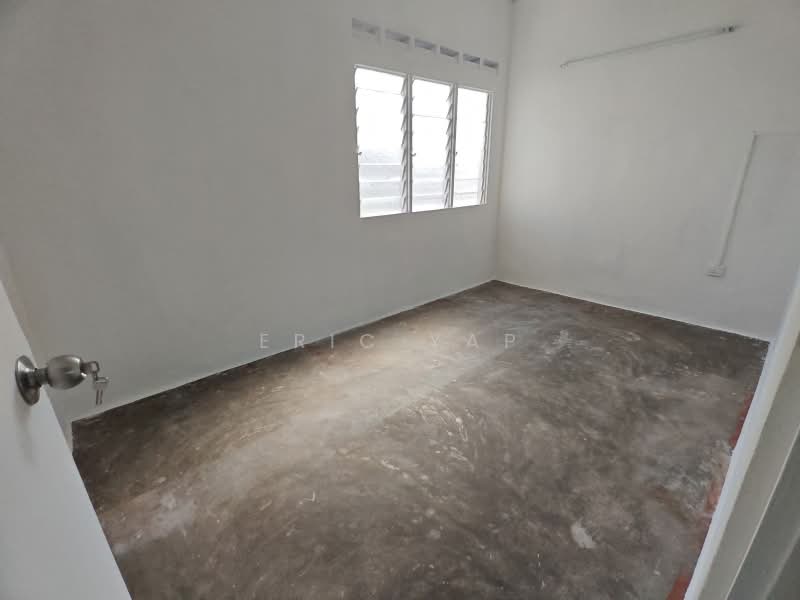 Rumah Teres 2 Tingkat untuk Dijual di Permas Jaya (Johor Bahru) - ERIC YAP - PropertyGuru.com.my