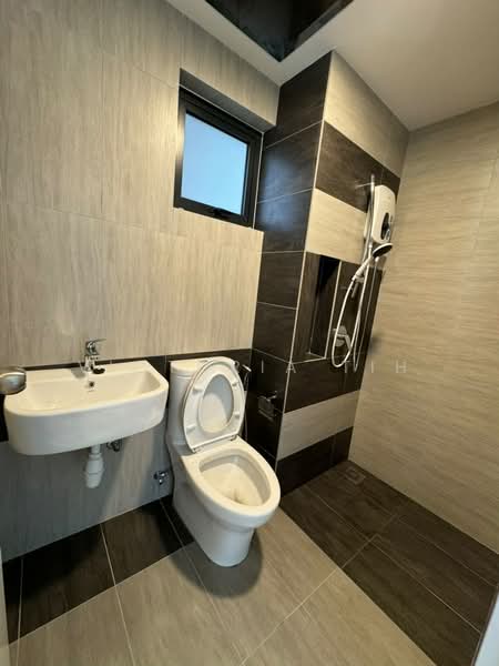 Condominium for Rent at Aster Residence - Victoria Tih - Bathroom - PropertyGuru.com.my