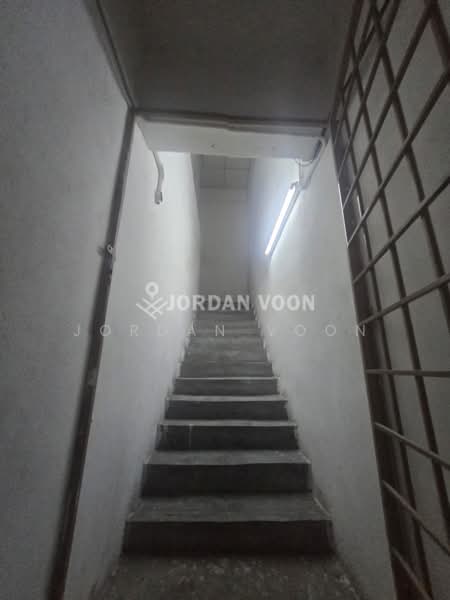 Semi-D Factory for Rent in Kawasan Perusahaan Valdor (Sungai Jawi) - Jordan Voon - Entrance - PropertyGuru.com.my