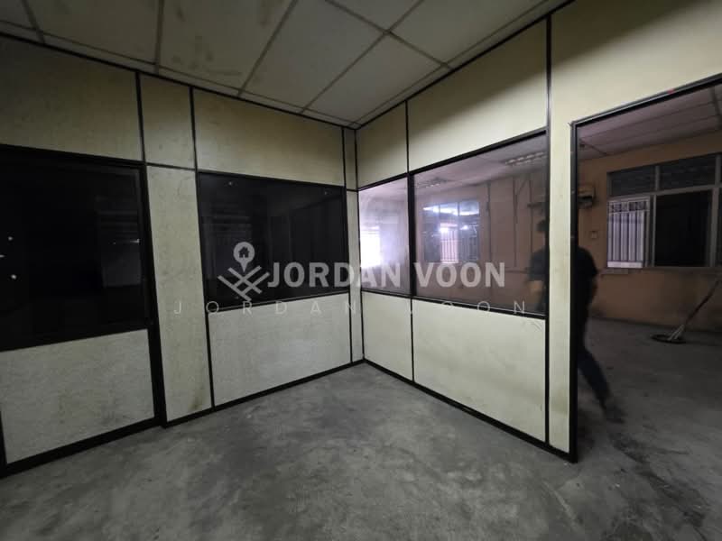 Semi-D Factory for Rent in Kawasan Perusahaan Valdor (Sungai Jawi) - Jordan Voon - Interior - PropertyGuru.com.my