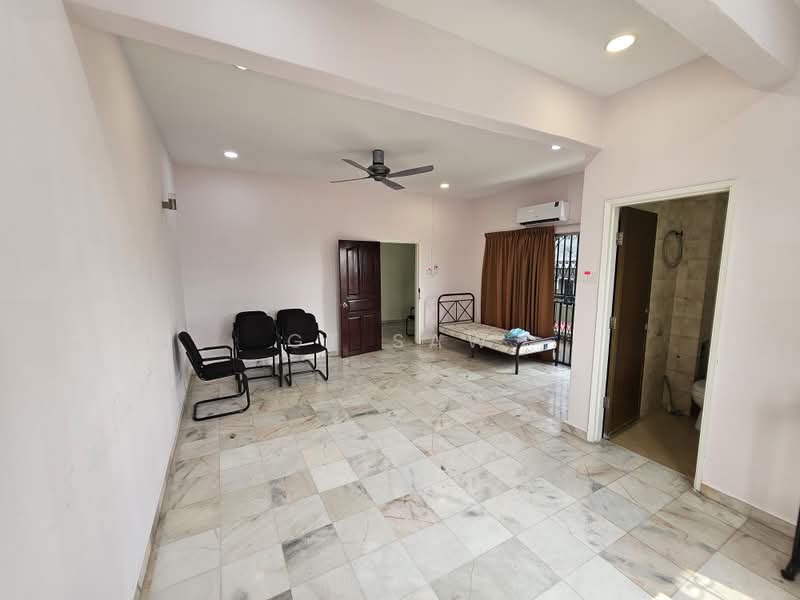 Rumah Teres 2 Tingkat untuk Disewa di Taman Segar (Cheras) - GT Saw - Living Room - PropertyGuru.com.my