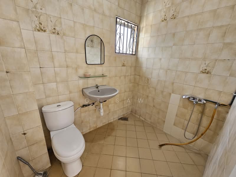 Rumah Teres 2 Tingkat untuk Disewa di Taman Segar (Cheras) - GT Saw - Bathroom - PropertyGuru.com.my