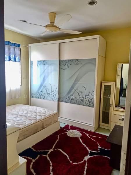 Rumah Flat untuk Dijual di Taman Bayu Mutiara - Josephine Lim - Bedroom - PropertyGuru.com.my
