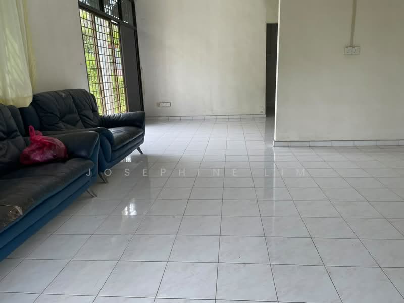 Rumah Teres 2 Tingkat untuk Dijual di Taman Bukit Minyak (Bukit Minyak) - Josephine Lim - Living Room - PropertyGuru.com.my