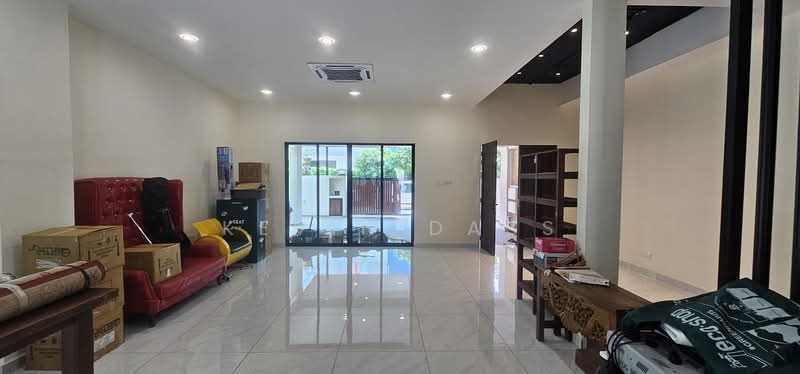 3-storey Terraced House for Rent in Usj 1 (Subang Jaya) - Kevin Dass - Living Room - PropertyGuru.com.my