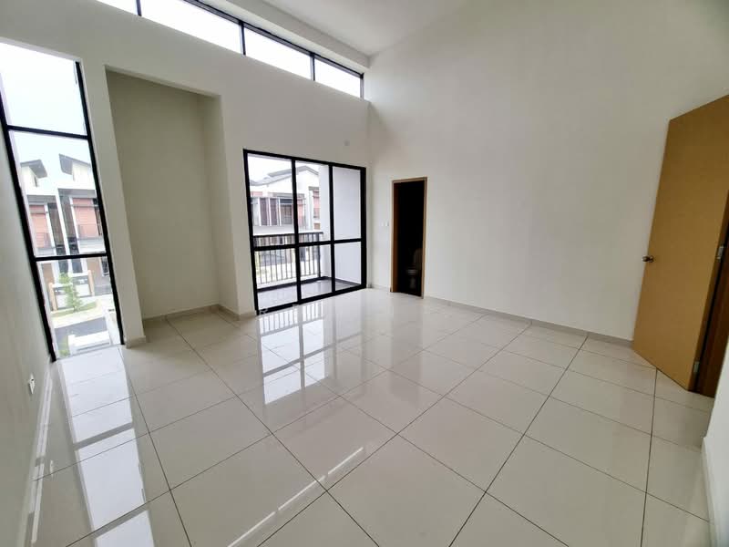2-storey Terraced House for Rent in Kampung Desa Putra (Dengkil) - Reiyn . - Living Room - PropertyGuru.com.my