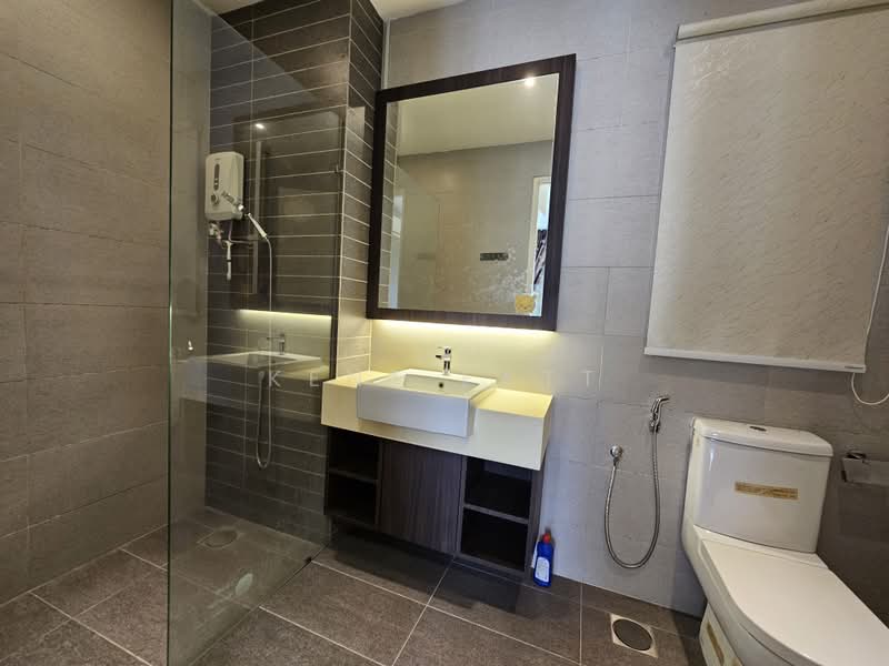 Condominium for Sale at Green Residence - Kent Fatt - Bathroom - PropertyGuru.com.my