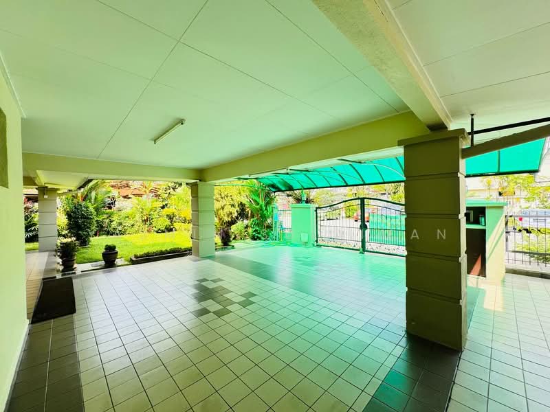 Rumah Berkembar untuk Dijual di Taman Setia 2 (Balakong) - Yasmin Sulaiman - Exterior - PropertyGuru.com.my