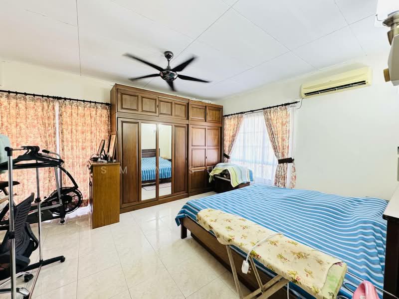 Rumah Berkembar untuk Dijual di Taman Setia 2 (Balakong) - Yasmin Sulaiman - Bedroom - PropertyGuru.com.my