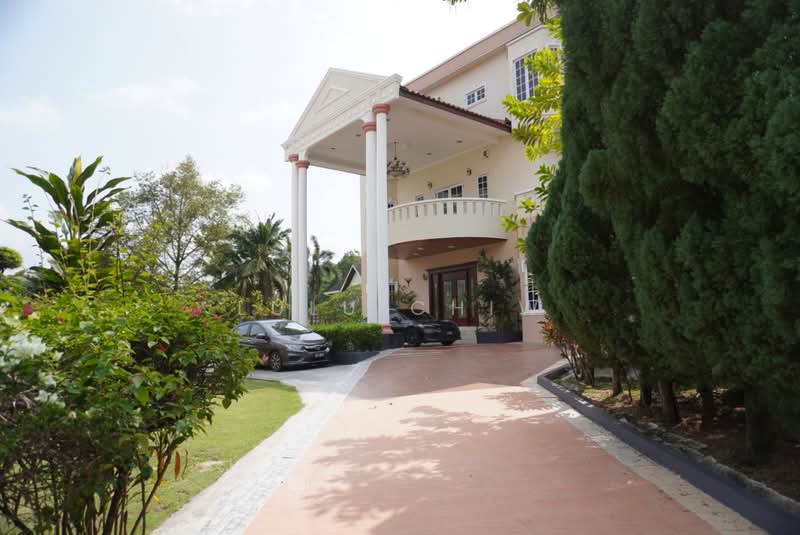 Rumah Banglo untuk Disewa di Country Heights (Kajang) - Lulu chiw - PropertyGuru.com.my