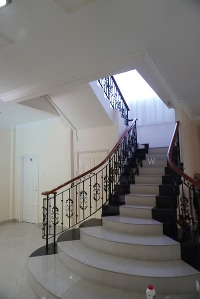 Rumah Banglo untuk Disewa di Country Heights (Kajang) - Lulu chiw - PropertyGuru.com.my