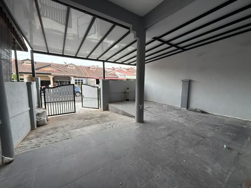 Rumah Teres 1 Tingkat untuk Dijual di Taman Semarak (Nilai) - Daniel Yong - Exterior - PropertyGuru.com.my