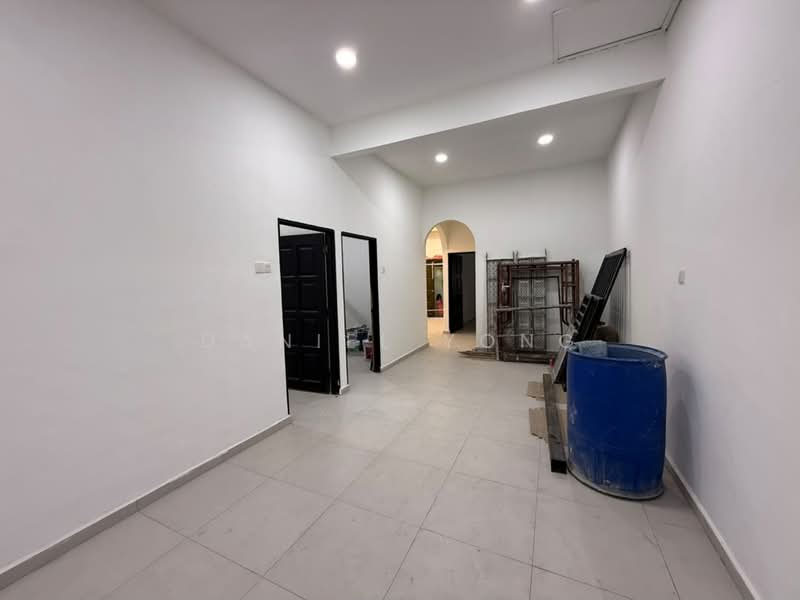 Rumah Teres 1 Tingkat untuk Dijual di Taman Semarak (Nilai) - Daniel Yong - Interior - PropertyGuru.com.my