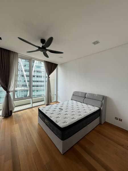 Kondominium untuk Dijual di The Oval - Kelvin Tan - Bedroom - PropertyGuru.com.my