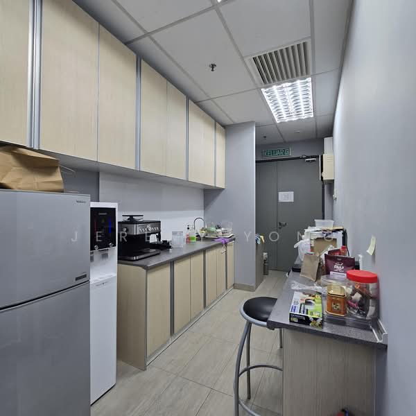 Pejabat untuk Disewa di Kampung Kerinchi (Bangsar South) (Kuala Lumpur) - Jeremy Yong - Kitchen - PropertyGuru.com.my