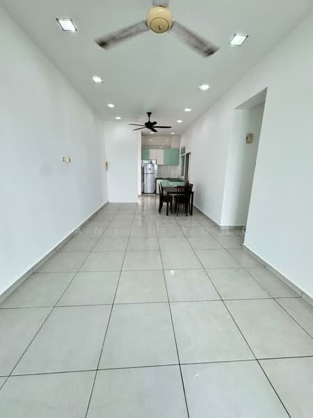 Pangsapuri untuk Disewa di Lagenda Tasek Luxurious Suite - Daniel Yong - Living Room - PropertyGuru.com.my