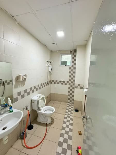 Pangsapuri untuk Disewa di Lagenda Tasek Luxurious Suite - Daniel Yong - Bathroom - PropertyGuru.com.my