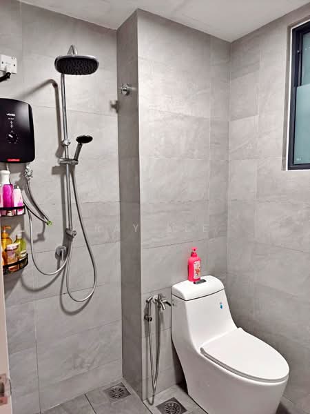 Service Residence for Rent at Sunsuria Forum - Ray Lee - Bathroom - PropertyGuru.com.my