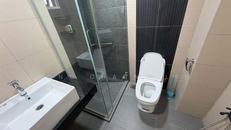 Pangsapuri untuk Disewa di Larkin Residence Phase 2 - Hong Charng Lee - Bathroom - PropertyGuru.com.my