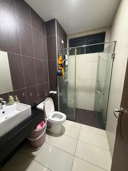 Service Residence for Sale at D'Secret Garden (Pangsapuri Kempas Indah) - Kelvin Chop - Bathroom - PropertyGuru.com.my
