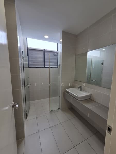 Kondominium untuk Disewa di Waltz Residences - Alex Chin - Bathroom - PropertyGuru.com.my
