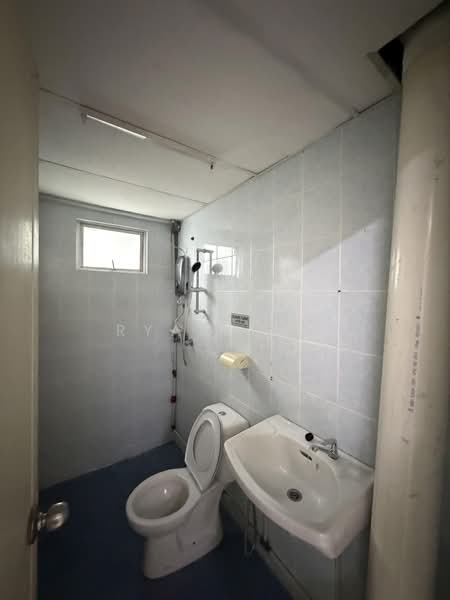 Condominium for Rent at Angkasa Condominiums - Ryan Low - Bathroom - PropertyGuru.com.my