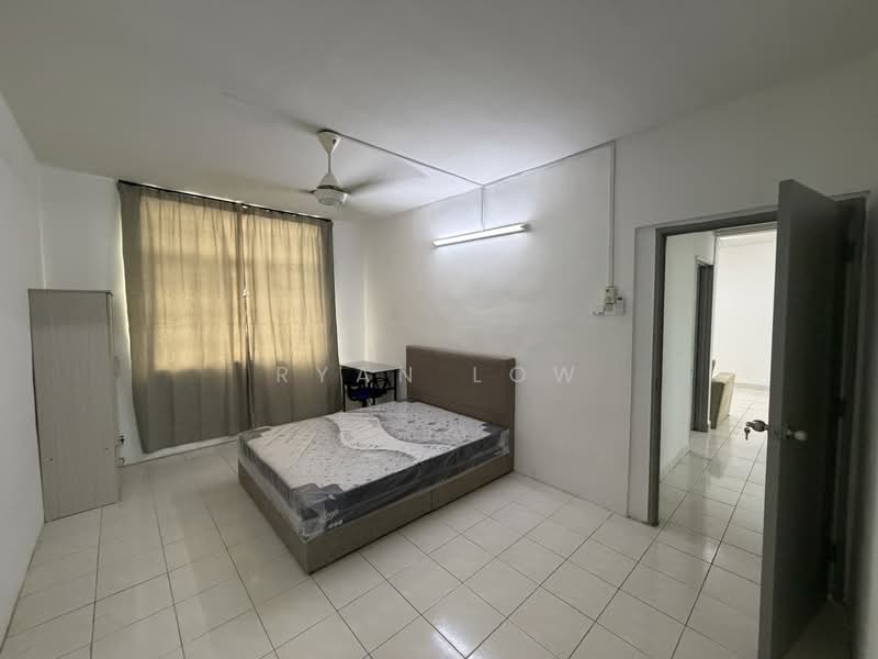 Condominium for Rent at Angkasa Condominiums - Ryan Low - Bedroom - PropertyGuru.com.my