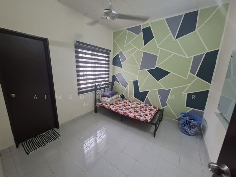 2-storey Terraced House for Sale in Bukit Bandaraya (Shah Alam) - Ahmad Fikri Amer Hamzah - Bedroom - PropertyGuru.com.my