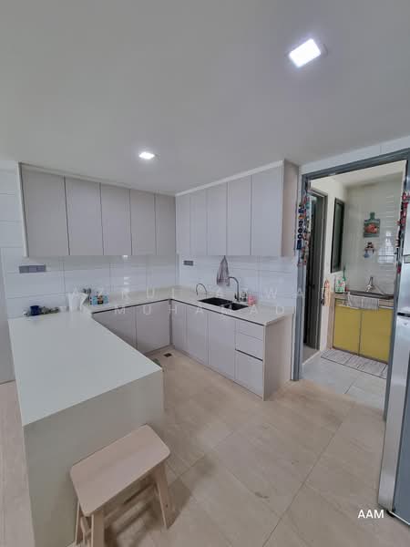 Condominium for Sale at Infiniti 3 Residences - Azrul Azwar Muhamad - Kitchen - PropertyGuru.com.my