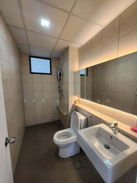Kondominium untuk Disewa di The WaterEdge (Pinggiran Air) - Daniel Yong - Bathroom - PropertyGuru.com.my