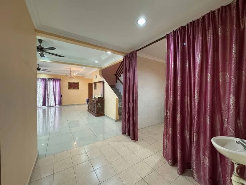 Rumah Berkembar untuk Disewa di Taman Kajang Impian (Kajang) - Sya Rusli - Living Room - PropertyGuru.com.my