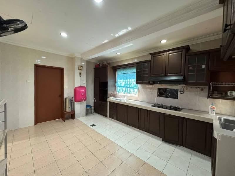Rumah Berkembar untuk Disewa di Taman Kajang Impian (Kajang) - Sya Rusli - Kitchen - PropertyGuru.com.my