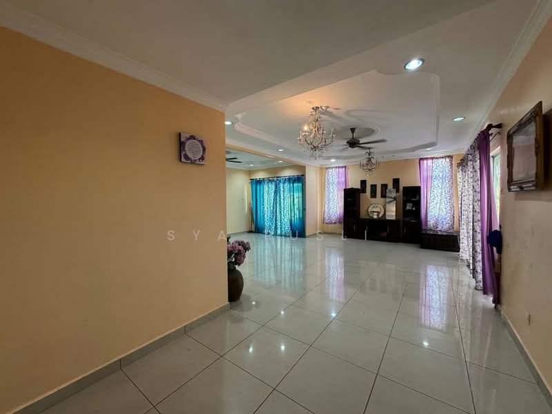Rumah Berkembar untuk Disewa di Taman Kajang Impian (Kajang) - Sya Rusli - Living Room - PropertyGuru.com.my