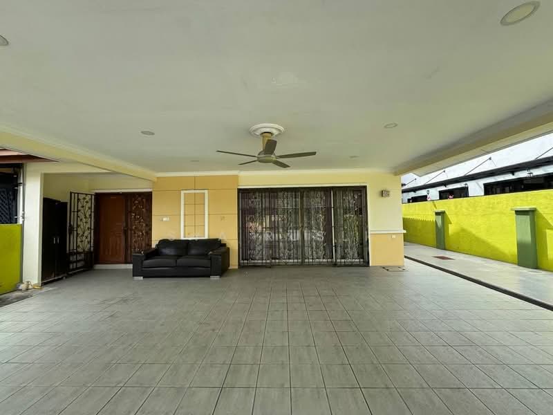 Rumah Berkembar untuk Disewa di Taman Kajang Impian (Kajang) - Sya Rusli - Exterior - PropertyGuru.com.my