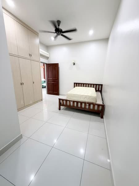 2-storey Terraced House for Sale in Taman Molek (Johor Bahru) - Kaitlyn Teng - PropertyGuru.com.my