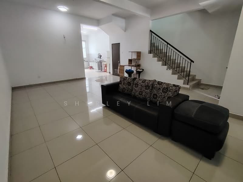 Rumah Teres 2 Tingkat untuk Dijual di Taman Pulai Hijauan (Skudai) - Shirley Lim - Living Room - PropertyGuru.com.my