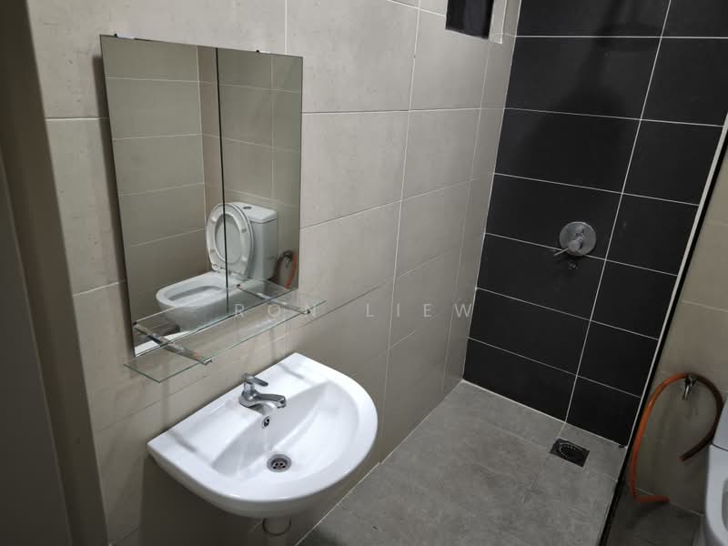 Service Residence for Sale at City of Green - Ron Liew - Bathroom - PropertyGuru.com.my