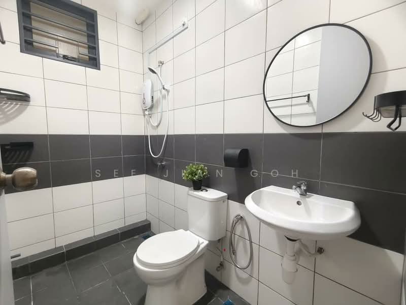 Servis Apartment untuk Dijual di Praicon Tower - See Jian Goh - Bathroom - PropertyGuru.com.my