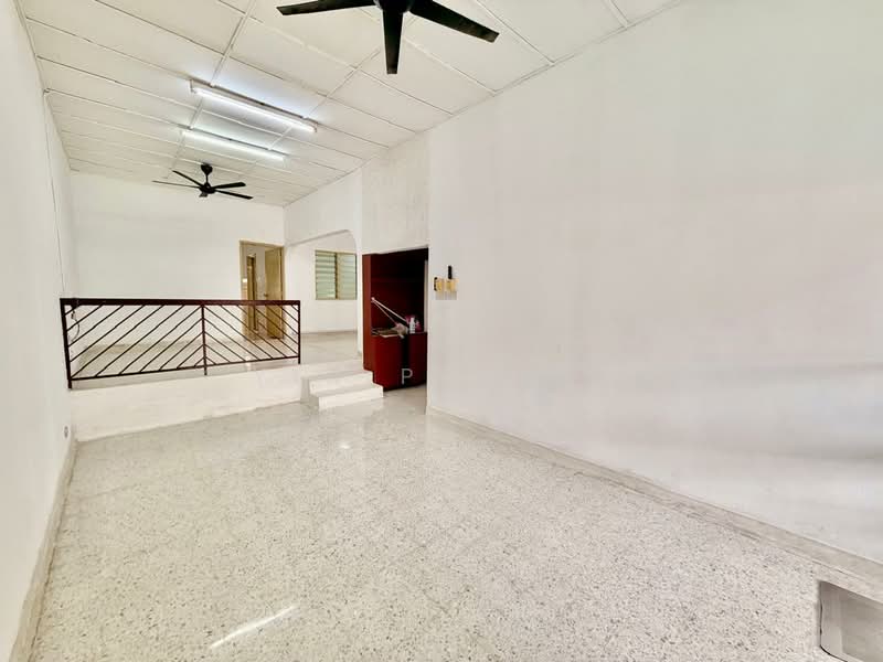Rumah Teres 1 Tingkat untuk Dijual di Taman Tun Dr Ismail (Kuala Lumpur) - Yin Peng . - Living Room - PropertyGuru.com.my