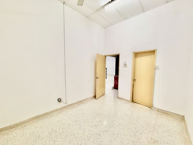 Rumah Teres 1 Tingkat untuk Dijual di Taman Tun Dr Ismail (Kuala Lumpur) - Yin Peng . - Bedroom - PropertyGuru.com.my