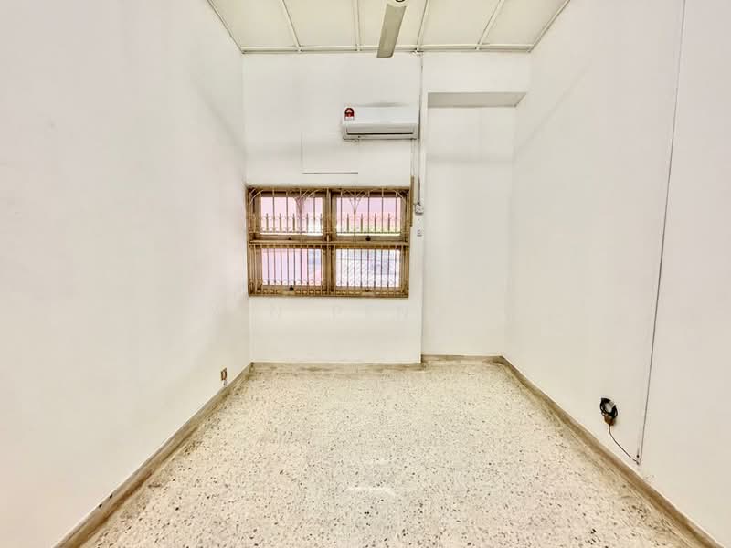 Rumah Teres 1 Tingkat untuk Dijual di Taman Tun Dr Ismail (Kuala Lumpur) - Yin Peng . - Bedroom - PropertyGuru.com.my