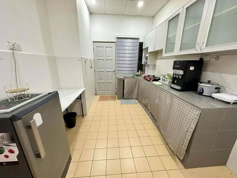 Rumah Teres 1 Tingkat untuk Dijual di Taman Bukit Dahlia (Pasir Gudang) - Sufi Norman - Kitchen - PropertyGuru.com.my