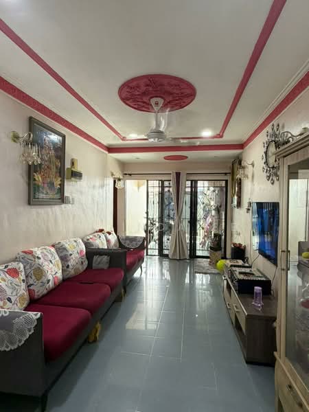 1-storey Terraced House for Sale in Taman Universiti (Skudai) - Melinda Ee - Living Room - PropertyGuru.com.my
