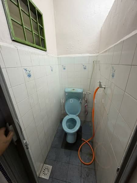 1-storey Terraced House for Sale in Taman Universiti (Skudai) - Melinda Ee - Bathroom - PropertyGuru.com.my
