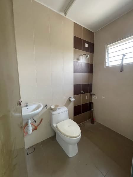 Rumah Teres 2 Tingkat untuk Dijual di Taman Baiduri Dengkil (Dengkil) - Kok Yee Loh - Bathroom - PropertyGuru.com.my