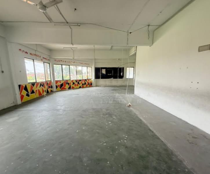 Kedai / Pejabat untuk Disewa di Taman TTDI Jaya (Shah Alam) - Khairil Anwar Sirajudin - Interior - PropertyGuru.com.my